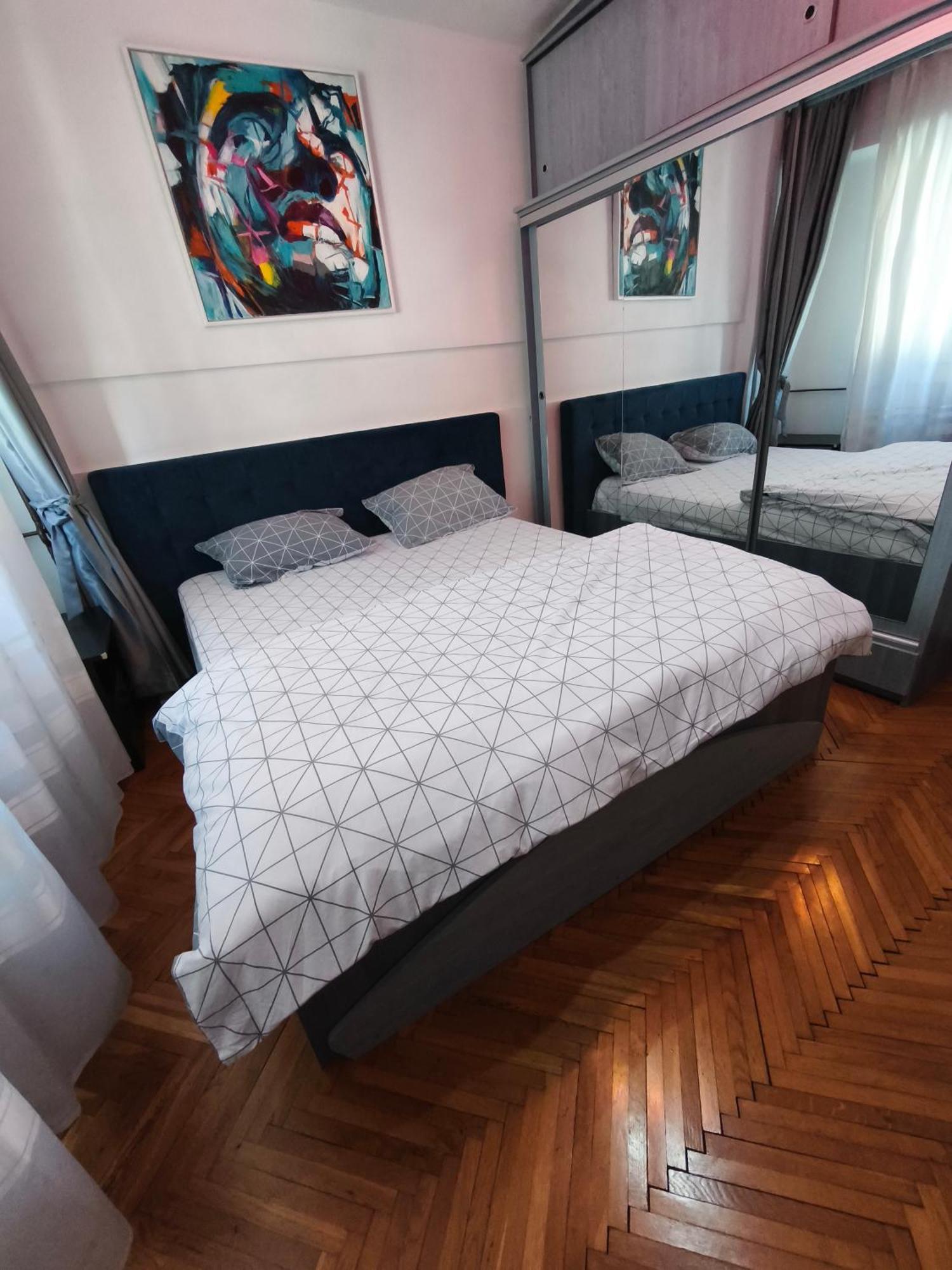 Ta'Arof Apartment Oradea Exterior photo